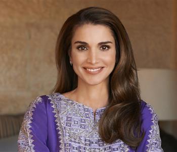 أجمل إطلالات الملكة رانيا على انستجرام تجعلك تفتخرين بعروبتك