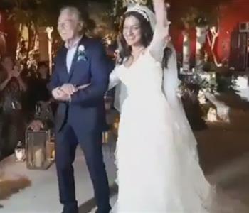 10 صور من حفل زفاف ابنة مصطفى فهمي والأخير يظهر بكامل أناقته