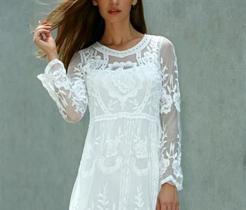 فساتين lace dresses للتمتع بإطلالة ناعمة في الصيف