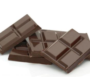 حافظي على صحتك بالشوكولاتة فوائد مذهلة لكبار السن