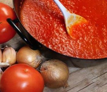 3 طرق لتخزين الطماطم بسهولة في الفريزر