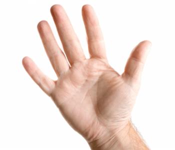 شخصيتك من كف يدك ماذا يعني شكل الأصابع والمسافة بينهم