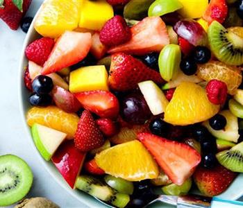 أشهر أكاذيب الرجيم الفاكهة لا تزيد الوزن
