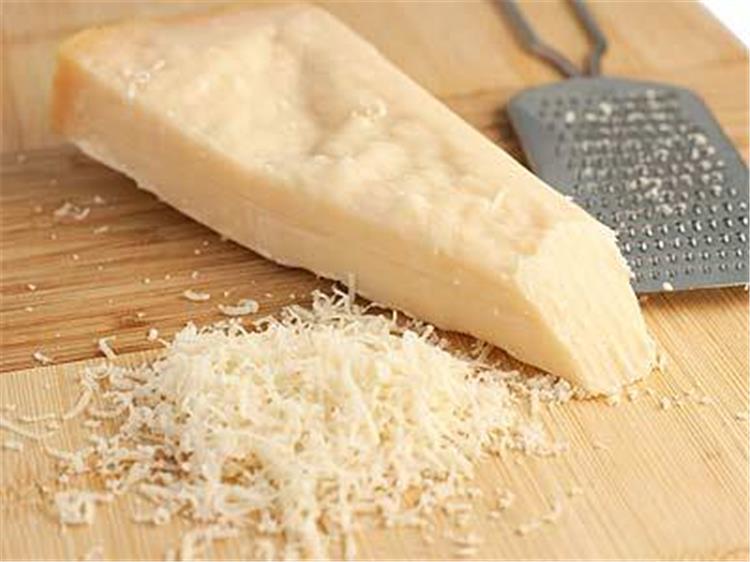 Сыр пармезан фото для цезаря