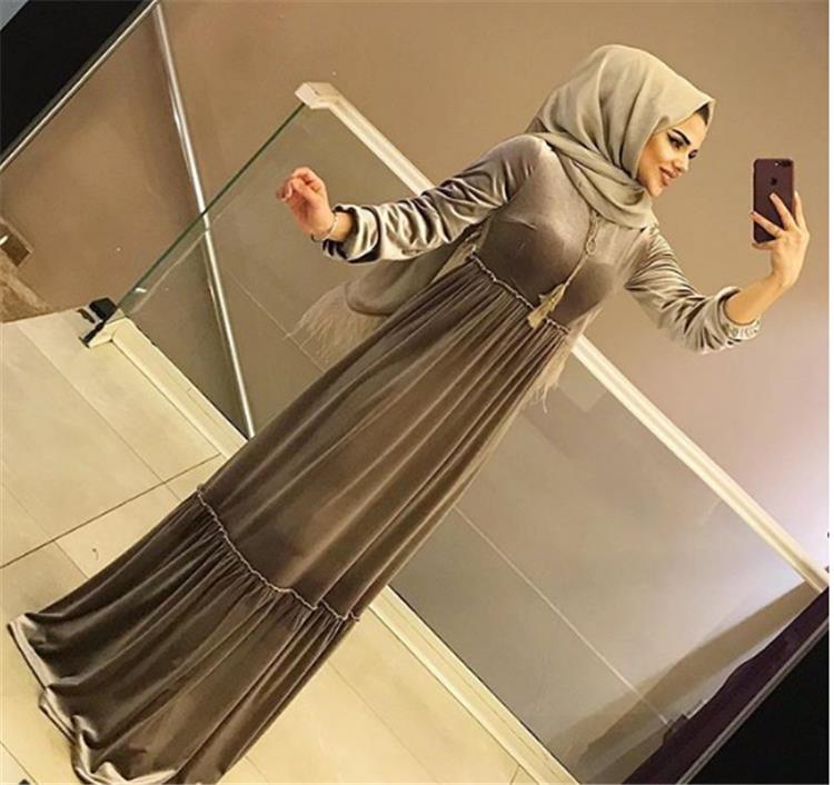 الفساتين القطيفة موضة شتاء 2019