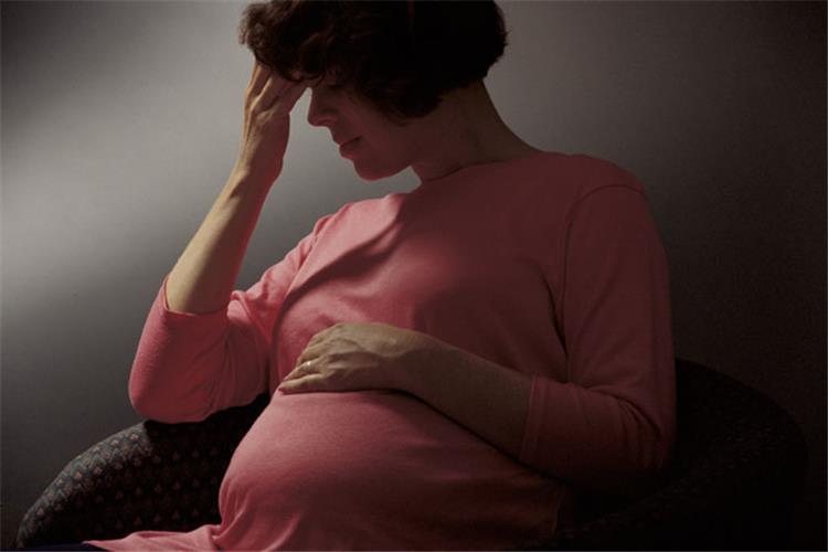 نصائح للتخلص من الشعور بالقلق أثناء فترة الحمل