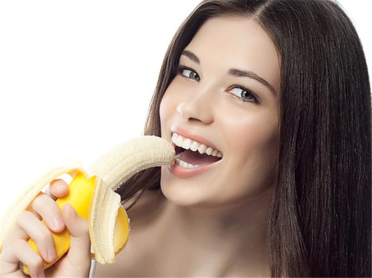 وصفات طبيعية من الموز لعلاج مشاكل الشعر