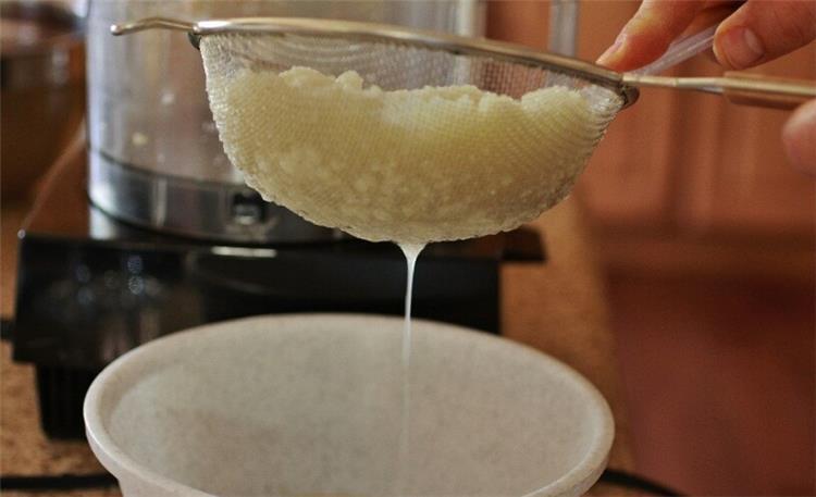 طريقة تحضير عصير البصل