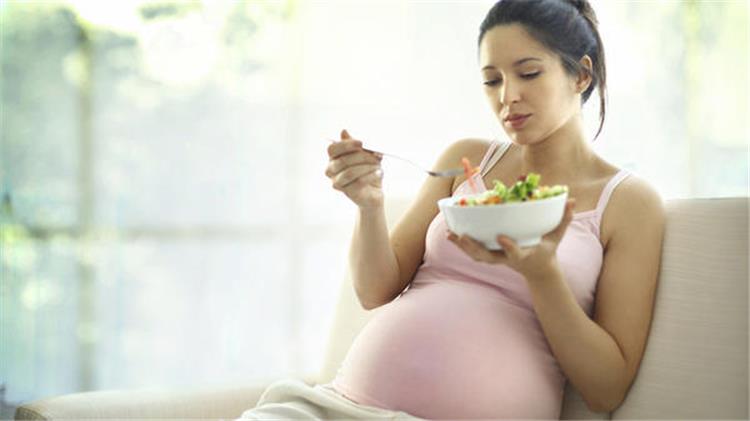 اكلات ممنوعة على الحامل