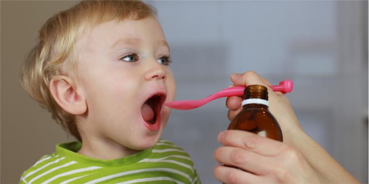 خطورة المضادات الحيوية على الأطفال
