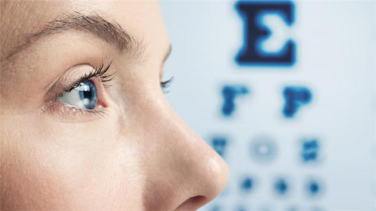 فيتامينات تحفاظ على صحة العين