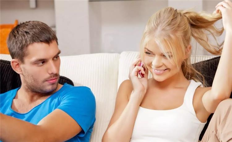 طرق التعامل مع الزوج الغيور دون الإضرار بالعلاقة