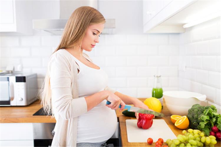 صحة المرأة الحامل في الشهر الثامن