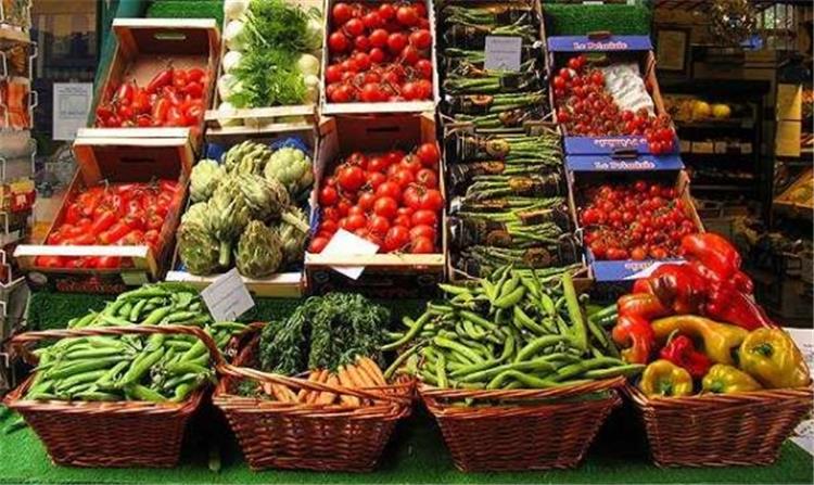 اسعار الخضروات والفاكهة واللحوم والدواجن اليوم 25 ـ 2 ـ 2018‏