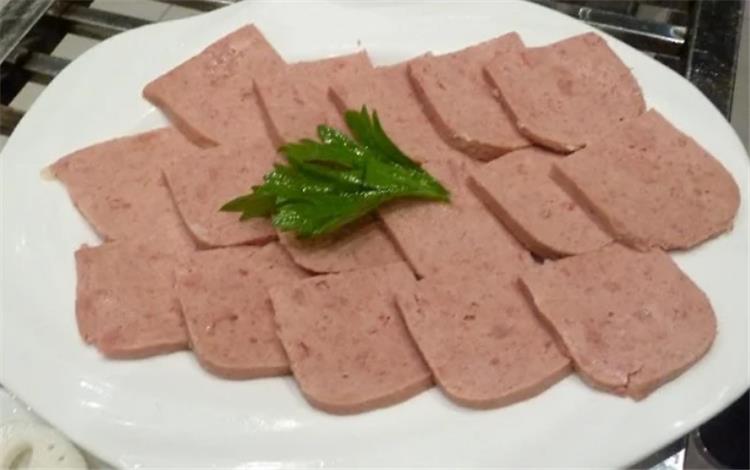 طريقة عمل اللانشون الفراخ