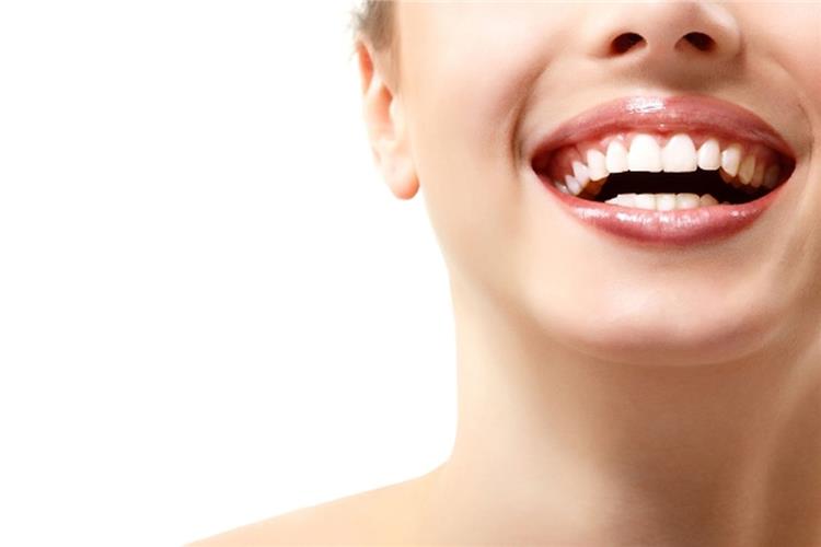 وصفات لتبييض الاسنان