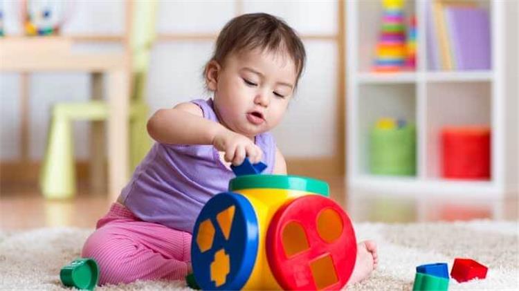 ألعاب منزلية تنمي ذكاء الطفل بعمر 3 سنوات