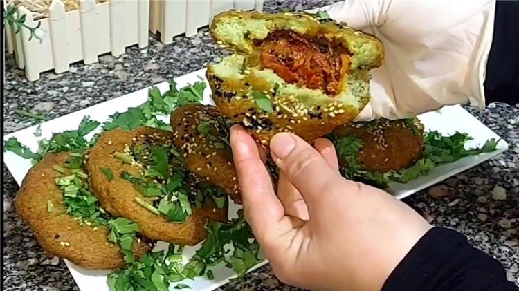 طريقة عمل الطعمية المحشية على أصولها