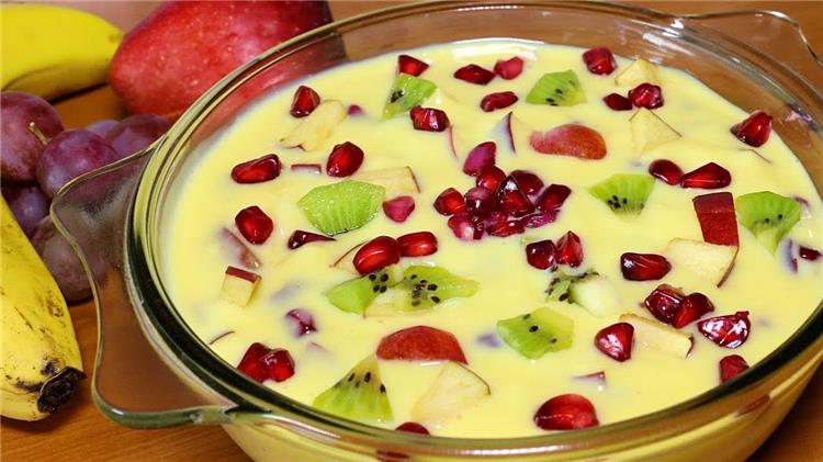 طريقة عمل الكسترد السريع بالفواكه