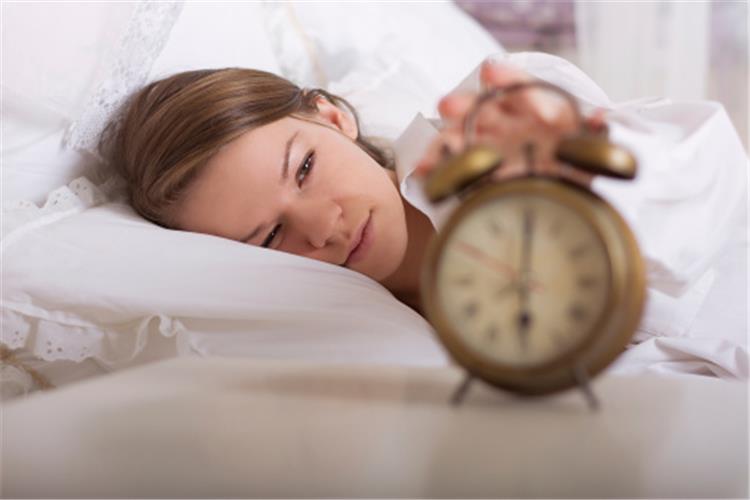 هل قلة النوم تؤثر على تكوين العضلات؟