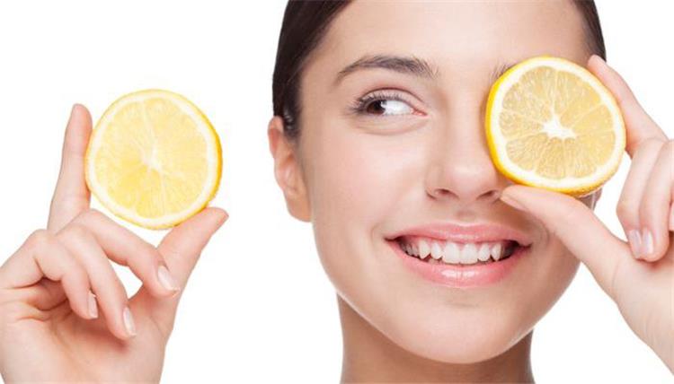 ماسك الليمون والعسل لعلاج جفاف البشرة واستعادة نضارتها