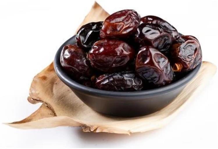 فوائد البلح الأسود للجنس