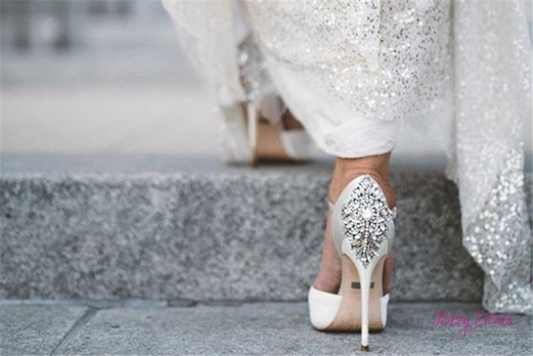 كيفية اختيار حذاء العروس المثالي