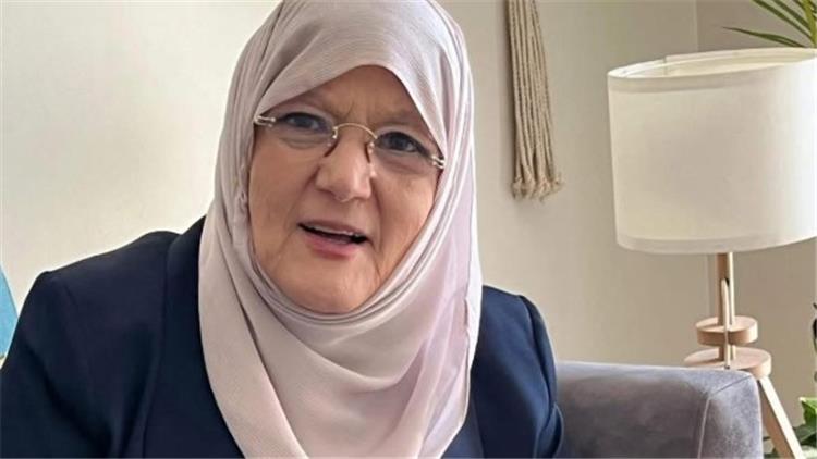 شمس البارودي تثير الجدل برد ساخر على منتقديها وتشبههم بهذا الشيء!