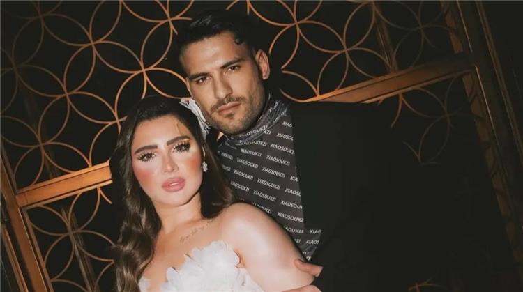 شقيقة مسلم تهاجمه بعد إعلان انفصاله وتوضيح أن عائلته السبب: "ما كفاية 