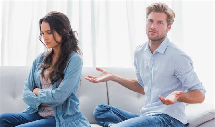 كيفية التعامل مع الزوجة النرجسية