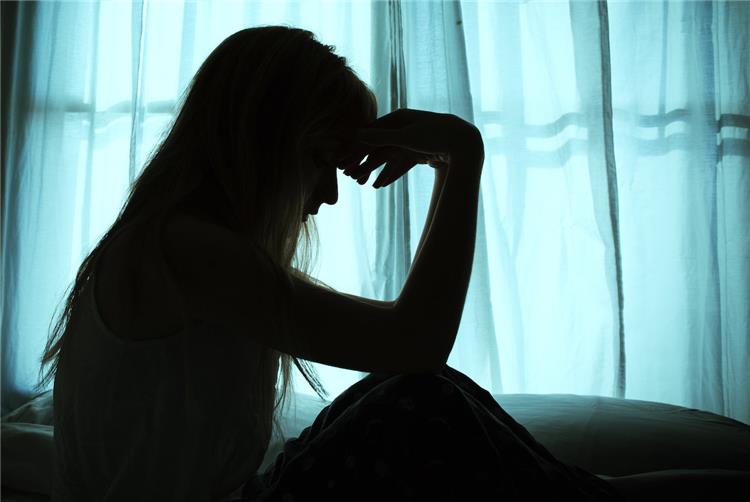 ما هي عوامل خطر اكتئاب المراهقين