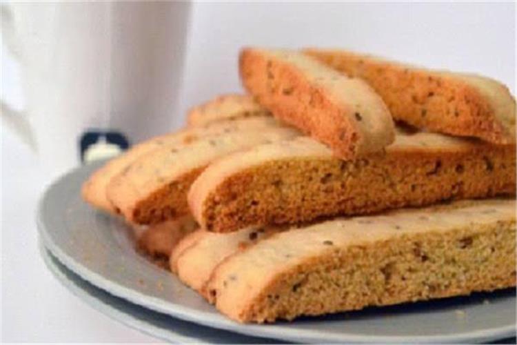 طريقة عمل بسكويت اليانسون بخطوات سهلة ومذاق لا يُقاوم