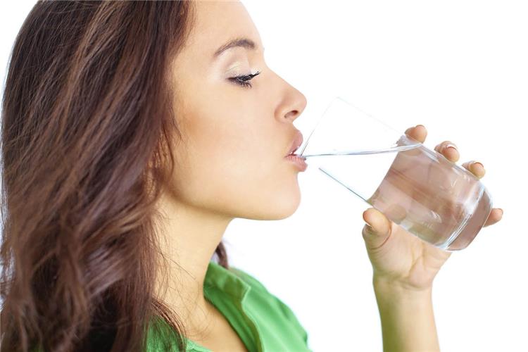 8 فوائد مذهلة لشرب الماء الساخن