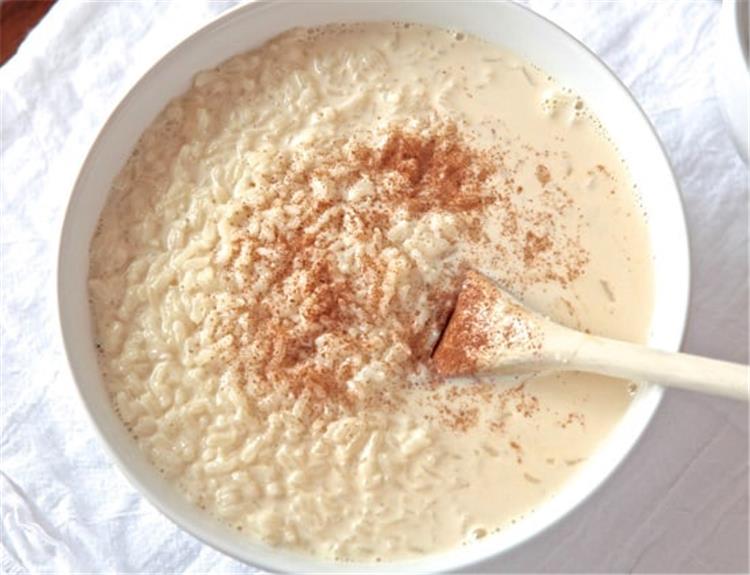 طريقة عمل الأرز باللبن والقرفة