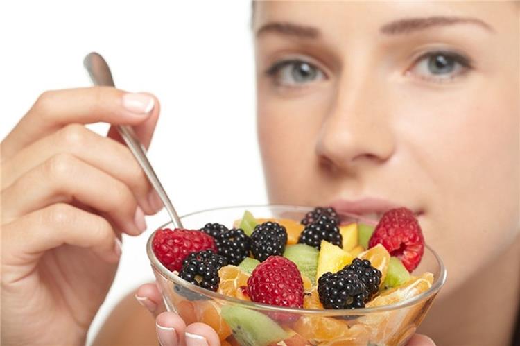 فوائد تناول الفاكهة قبل الأكل 