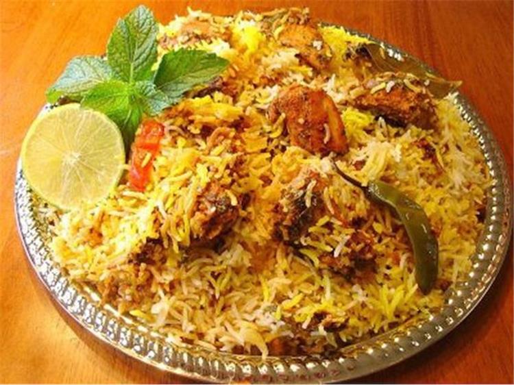 اكلات رمضانية جديدة 2019.. طريقة عمل برياني الدجاج الكويتي