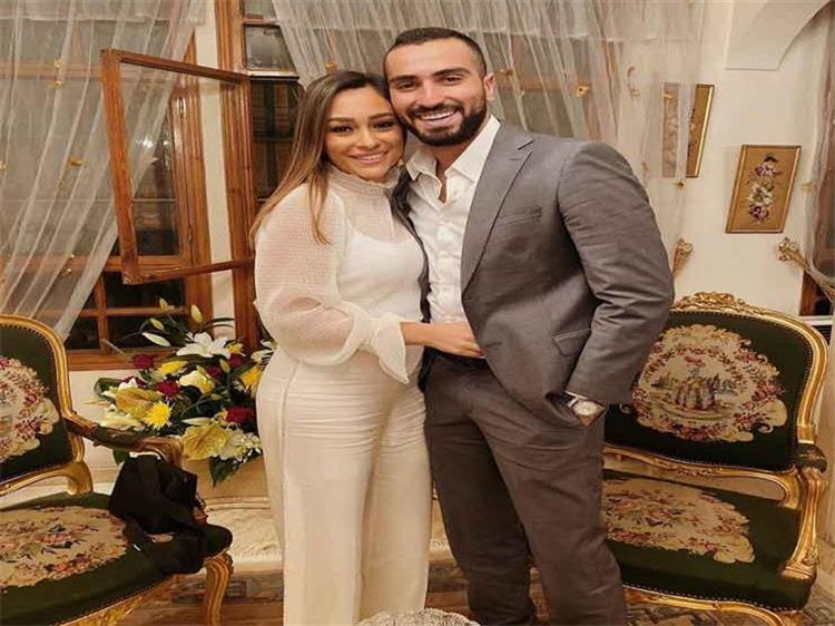 هل يتم إلغاء حفل زفاف محمد الشرنوبي وراندا رياض بسبب فيروس كورونا؟