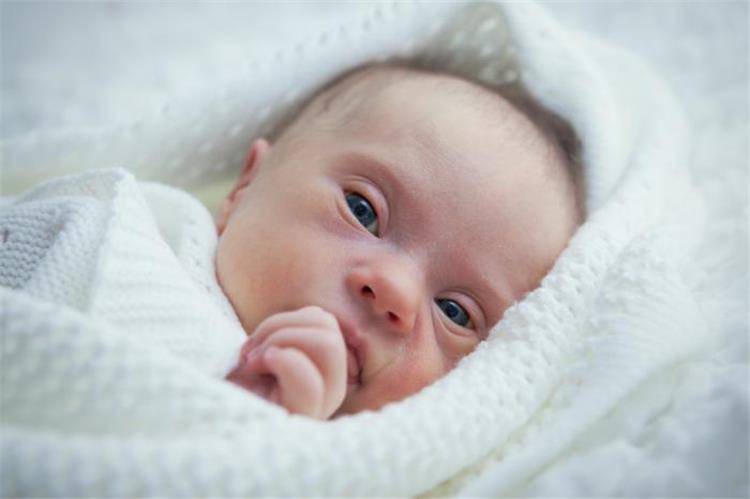 ثقب في القلب عند الأطفال حديثي الولادة ذوي متلازمة داون