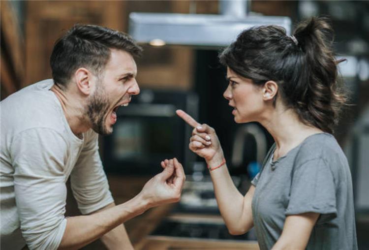 كيف تتعاملي مع الشريك العصبي أثناء الخلافات الزوجية؟