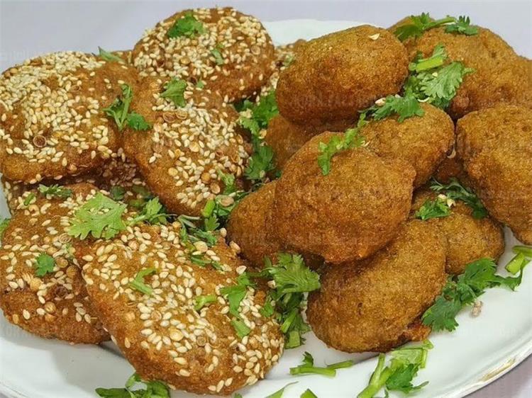 طريقة عمل الطعمية البيتي