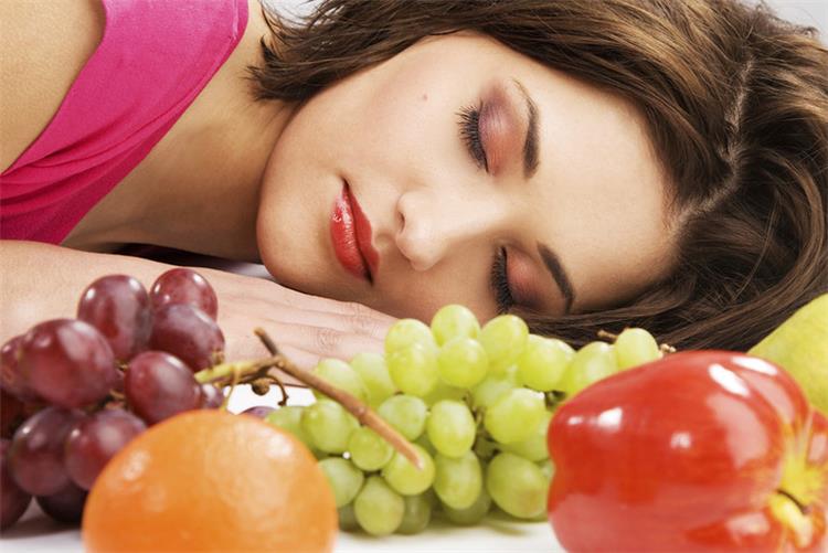 فوائد الفاكهة قبل النوم لهلوبه