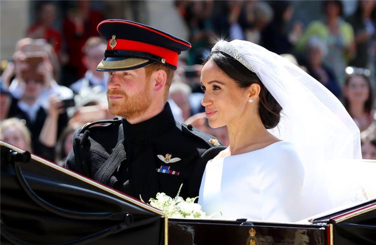 الزفاف الملكي واطلالاته