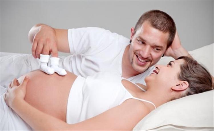 الحامل والجماع.. تفاصيل العلاقة الخاصة بعد الحمل