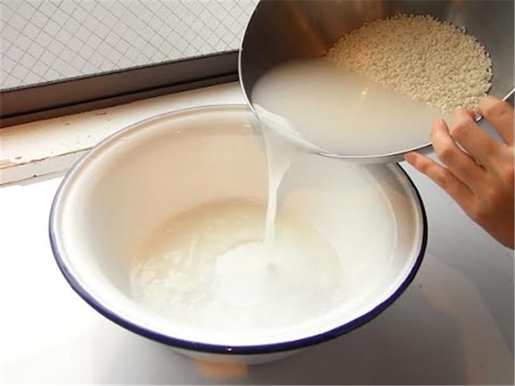 وصفة ماء الأرز لشعر ناعم وصحي