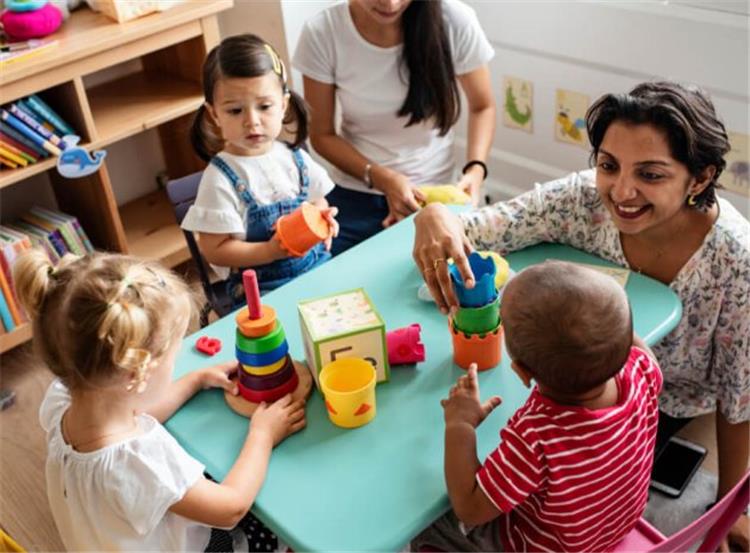 كيفية الوقاية من العدوى داخل المدارس ورياض الأطفال