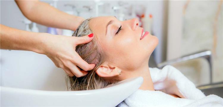 أفضل الماسكات الطبيعية لتعزيز صحة الشعر قبل الزفاف