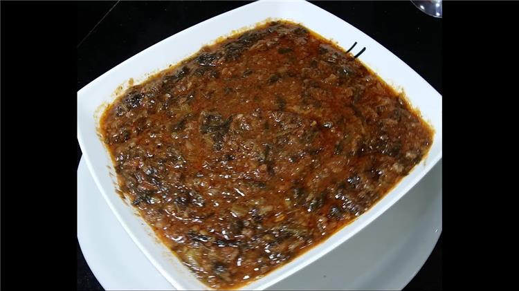 طريقة عمل السبانخ باللحمة المفرومة