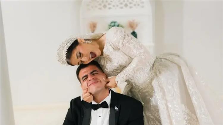 تفاصيل المرض الذي تعاني منه دينا هشام بعد أن كشفته والدتها هبة قطب.. م