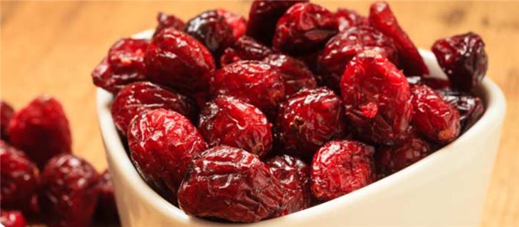 فوائد التوت البري المجفف للالتهابات