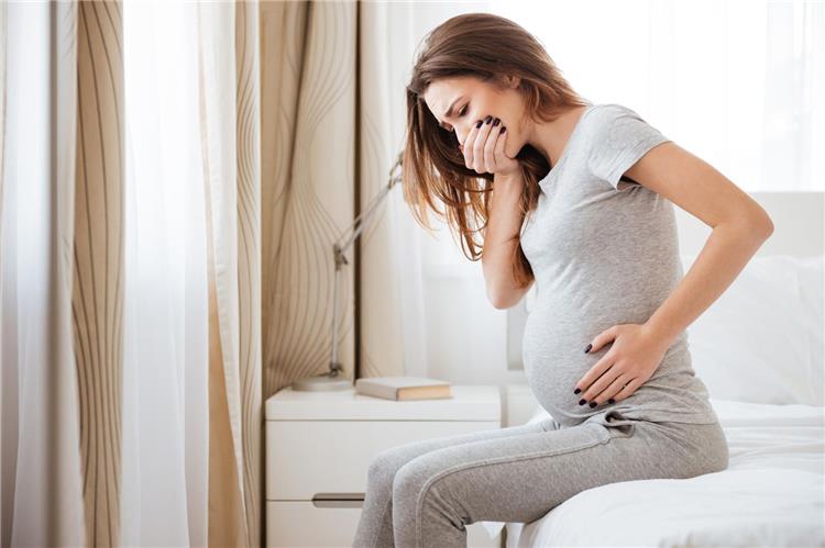 نصائح فعالة للتغلب على الغثيان الصباحي للحامل